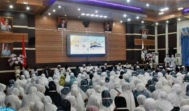 Bupati  Hantar Keberangkatan 395 Calon Jemaah Haji Tanjab Barat 