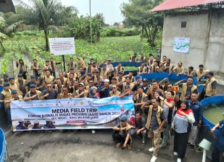 Lebih Dekat dengan Hulu Migas: Dari Kesiapsiagaan Tanggap Darurat hingga Budidaya Ikan di Kasang Lopak Alai