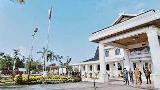 Bupati Tanjab Barat menjadi Irup  Upacara Harkitnas ke-115
