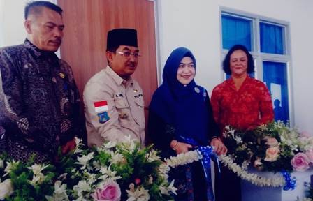 Bupati Tanjab Barat Resmikn Rumah Singgah Bagi Pasiwn RS Daud Arif Kuala Tungkal