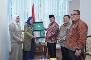 bedah.jpg